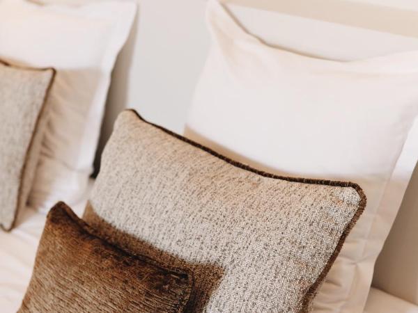 Hotel San Carlu Citadelle Ajaccio : photo 4 de la chambre chambre confort