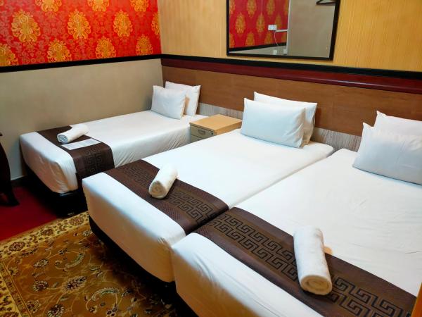 HOTEL SRI IMPIAN : photo 2 de la chambre chambre triple