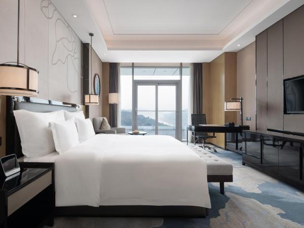 Wyndham Chongqing Yuelai : photo 4 de la chambre chambre king de luxe club