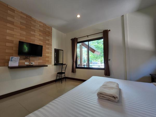 La-or Resort : photo 4 de la chambre bungalow 2 chambres avec salon (4 adultes)