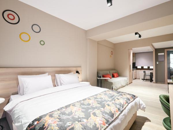 The Mavili urban stay : photo 2 de la chambre studio familial