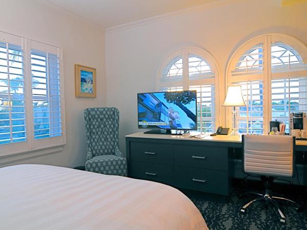 Hotel Marisol Coronado : photo 2 de la chambre chambre standard lit queen-size
