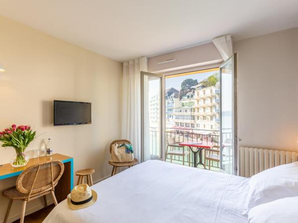 Hôtel De La Vallée : photo 8 de la chambre chambre double avec balcon - côté mer