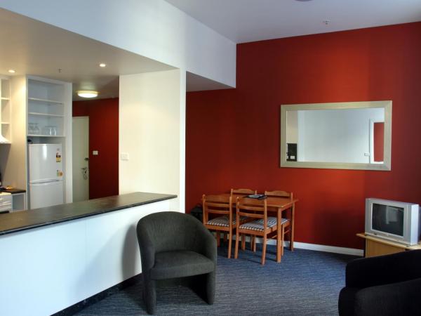 Quest Savoy : photo 5 de la chambre budget one-bedroom apartment - separate building, stair access only