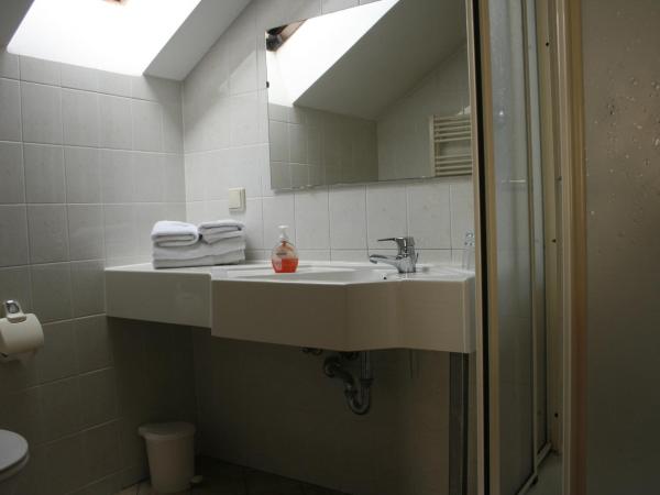 Hotel Plovdiv : photo 8 de la chambre chambre double