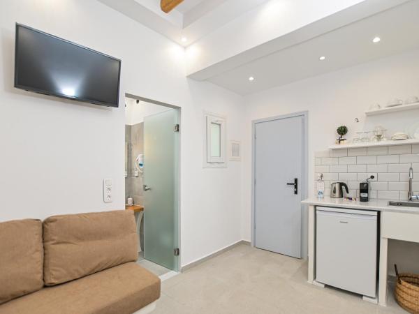 Elite Suites Naxos : photo 6 de la chambre chambre triple supérieure