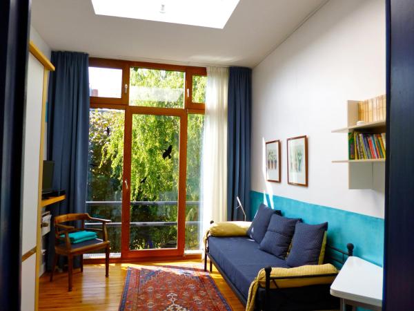 B&B Matin Tranquille : photo 7 de la chambre suite - vue sur jardin