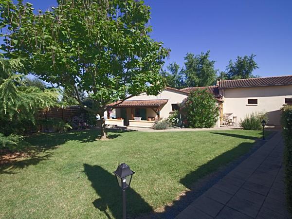 Hôtel Le Mas del Pechs : photo 4 de la chambre chambre standard lit queen-size