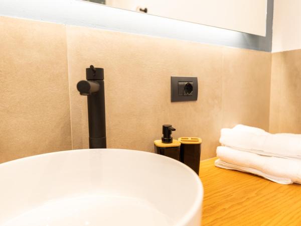 Antares Rooms and Suites : photo 7 de la chambre chambre double avec terrasse