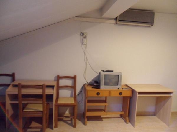 Hostal El Descanso : photo 3 de la chambre chambre triple avec salle de bains