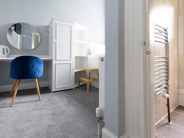 JOIVY Haymarket : photo 4 de la chambre petite chambre simple