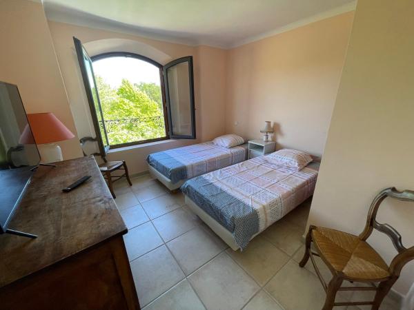 BASTIDE DU DEFENDS : photo 3 de la chambre suite 2 chambres