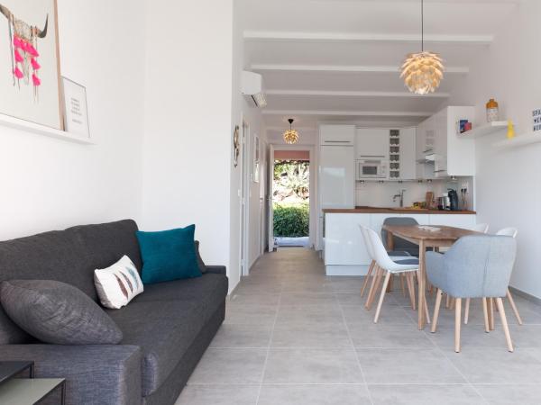 Résidence Marina Di Santa Giulia : photo 4 de la chambre villa spa 2 chambres - vue sur mer