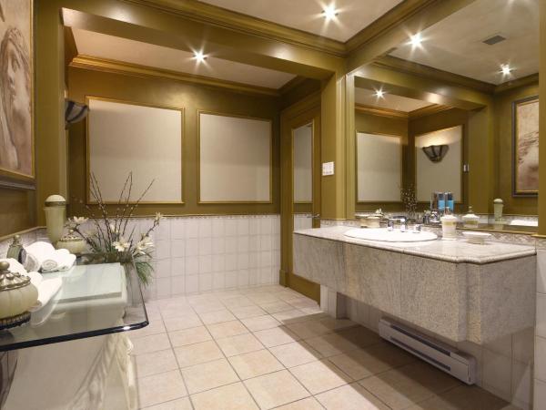 Hôtel Québec Inn : photo 7 de la chambre suite lit king-size avec canapé-lit - thème nuptial