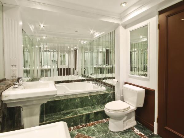 Hôtel Québec Inn : photo 5 de la chambre suite lit king-size - thème empire