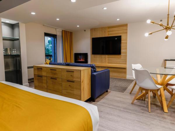 Hôtel Québec Inn : photo 5 de la chambre suite lit queen-size - thème asiatique