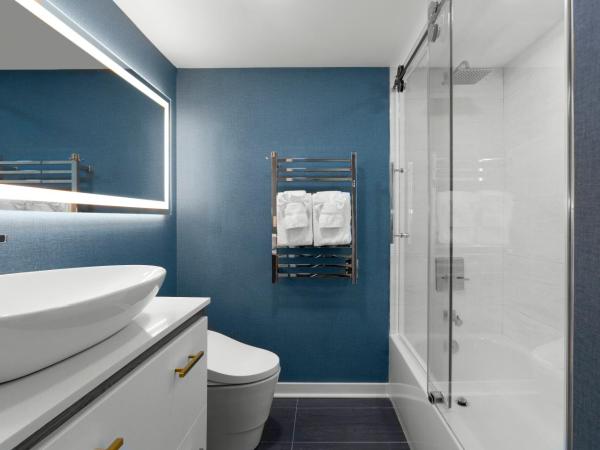 Crown Reef Beach Resort and Waterpark : photo 1 de la chambre suite 2 chambres