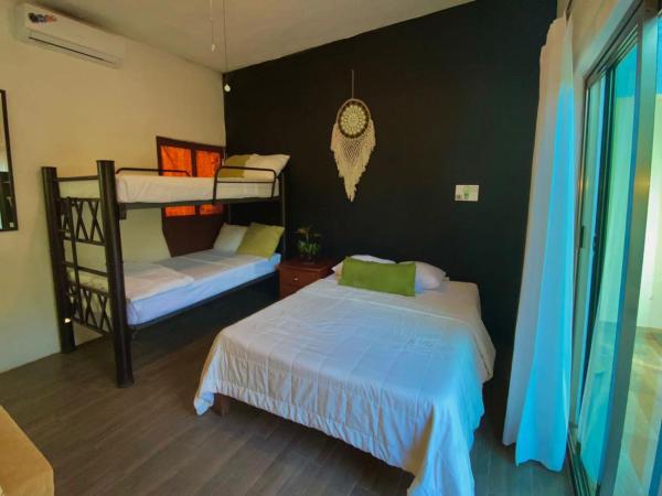 Ecoplaneta by Casa Borush : photo 1 de la chambre chambre double