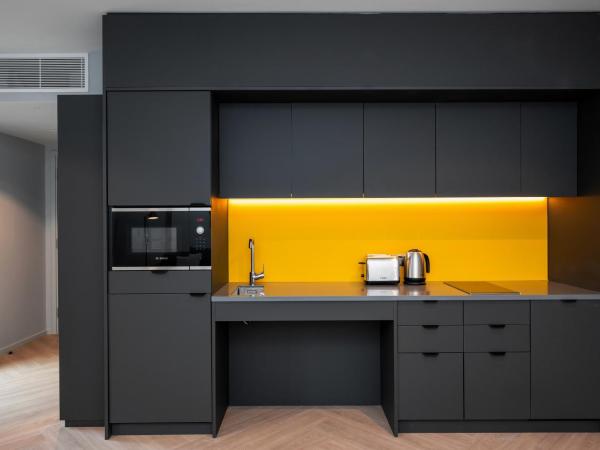 Staycity Aparthotels Dublin City Quay : photo 5 de la chambre studio - accessible aux personnes à mobilité réduite