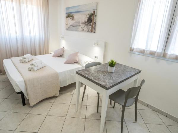 Rimini Bay Suites&Residence : photo 1 de la chambre studio
