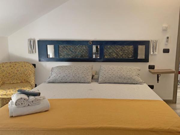 Poste Regie - Milan Guest House : photo 2 de la chambre chambre double Économique