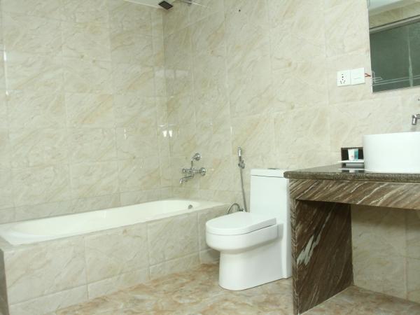 Hotel Woodland Kathmandu : photo 9 de la chambre chambre deluxe double ou lits jumeaux