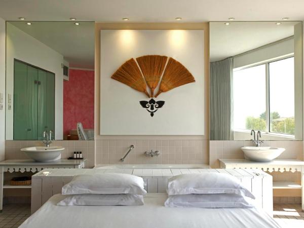 The Marmara Antalya : photo 9 de la chambre chambre double de luxe dans le bâtiment tournant