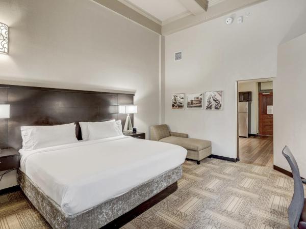 Staybridge Suites Baltimore - Inner Harbor, an IHG Hotel : photo 8 de la chambre two-bedroom king suite with two king beds - ground floor