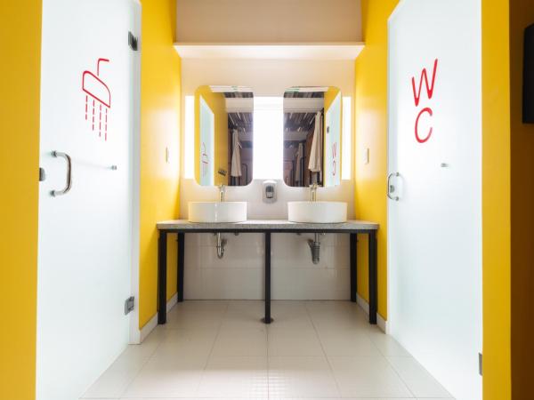 Mayan Monkey Los Cabos : photo 6 de la chambre lit dans dortoir mixte de 6 lits