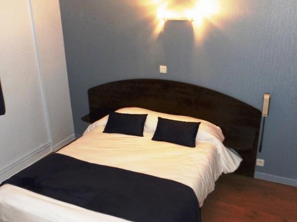 Hôtel Du Port : photo 1 de la chambre chambre double