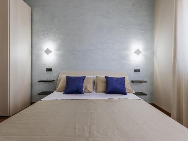 APULIA BLUE APARTEMENTS & B&B : photo 4 de la chambre chambre double avec terrasse