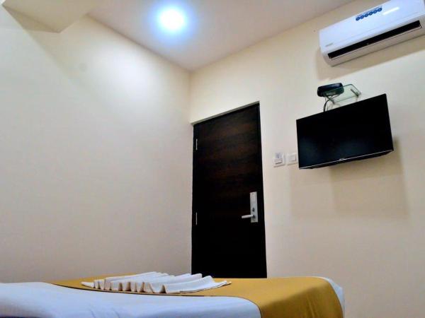 THE BEST HOTEL MUMBAI : photo 3 de la chambre chambre simple avec salle de bains 