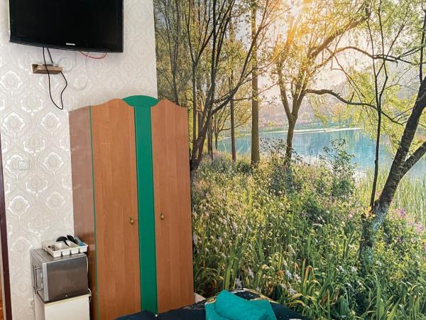 Viktoria : photo 3 de la chambre chambre double avec salle de bains privative