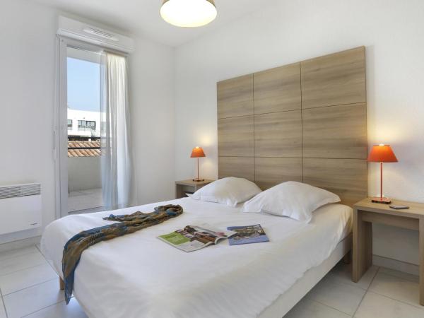 Vacancéole - Résidence Cap Camargue : photo 9 de la chambre appartement duplex (6 adultes)