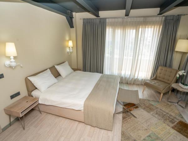 The Gate 30 Suites Ataşehir : photo 7 de la chambre chambre double deluxe avec balcon