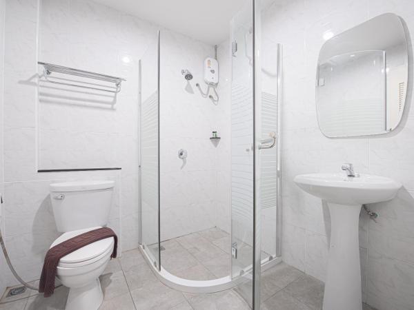 Tarnsiri Boutique Resort : photo 7 de la chambre suite lit queen-size