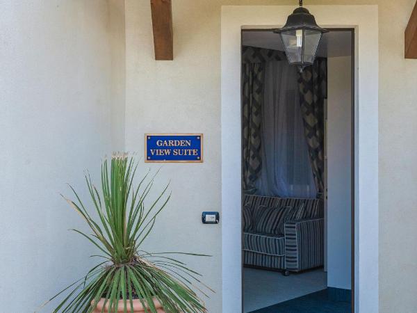 Casa Bianca Al Mare : photo 4 de la chambre suite en duplex - annexe