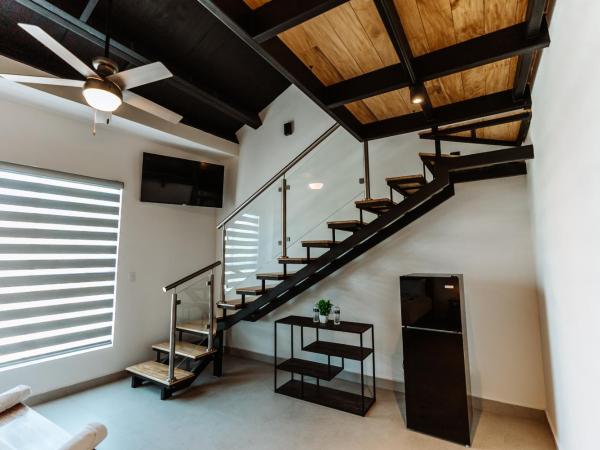 Loft Hotel Malecón Vallarta : photo 6 de la chambre suite supérieure lit king-size