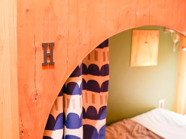 Hostel Niniroom : photo 6 de la chambre lit superposé dans dortoir mixte