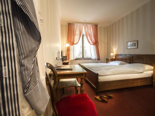 Grandhotel Giessbach : photo 2 de la chambre chambre double classique avec vue sur la forêt