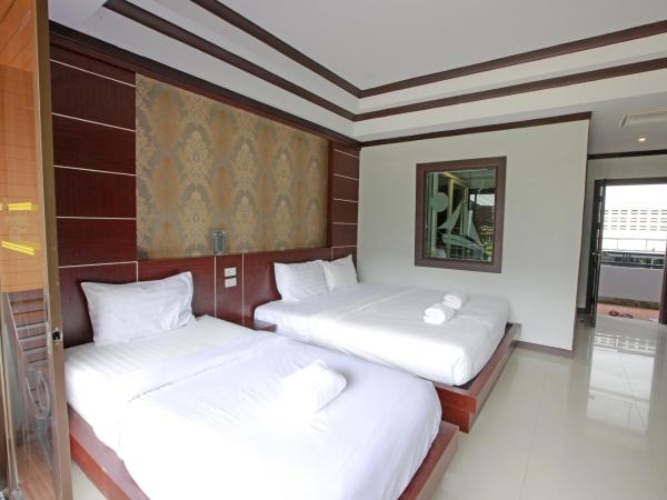 Phi Phi Andaman Beach Resort : photo 4 de la chambre chambre triple deluxe
