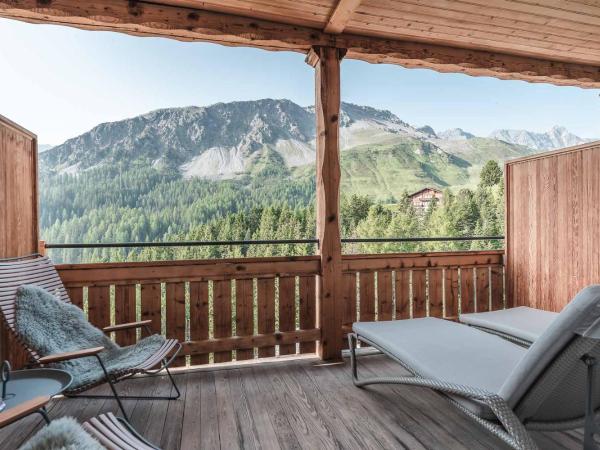 Hotel Alpensonne - Panoramazimmer & Restaurant : photo 7 de la chambre chambre double avec balcon et vue panoramique