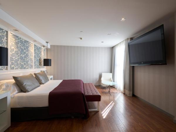 Catalonia Catedral : photo 4 de la chambre suite