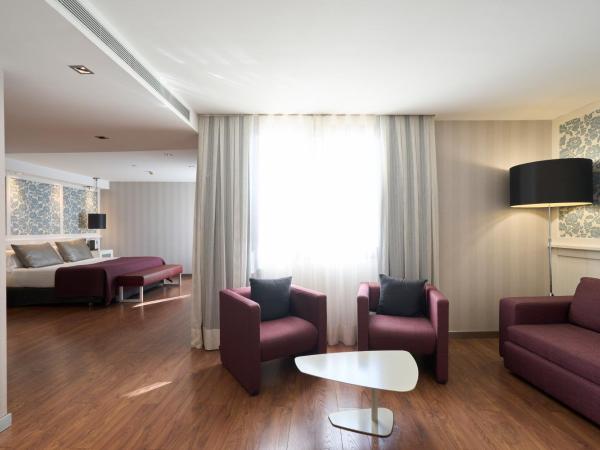 Catalonia Catedral : photo 1 de la chambre suite