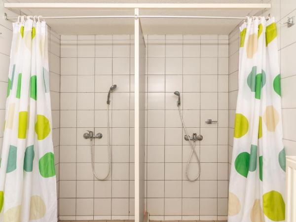 MP Hostel Budapest : photo 7 de la chambre lit dans dortoir féminin de 12 lits