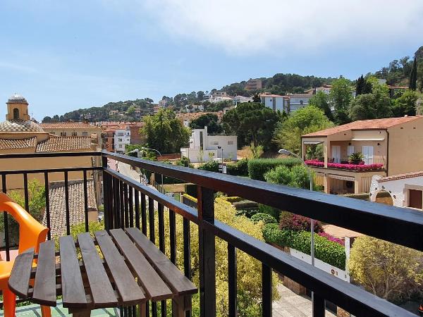 Hostal Cruz : photo 3 de la chambre chambre lits jumeaux avec balcon