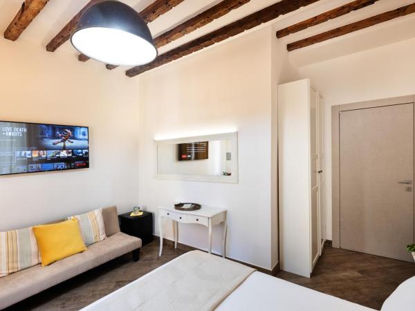 Rooms Old Port Genova : photo 4 de la chambre chambre deluxe (2 adultes + 1 enfant)