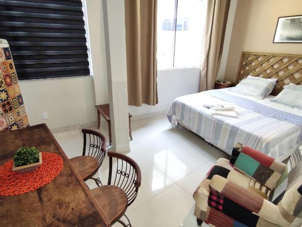 Baixo Copa Guest House : photo 1 de la chambre premium room with private bathroom.