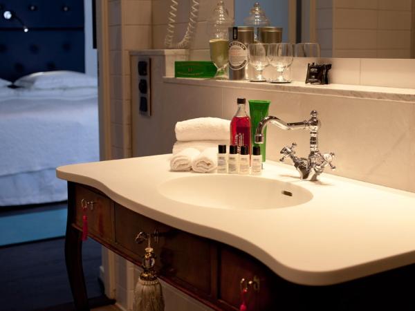 Hotel Flora : photo 5 de la chambre chambre double supérieure