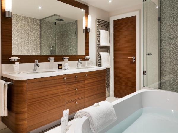 Hôtel Barrière Le Normandy : photo 4 de la chambre suite junior prestige - vue sur mer